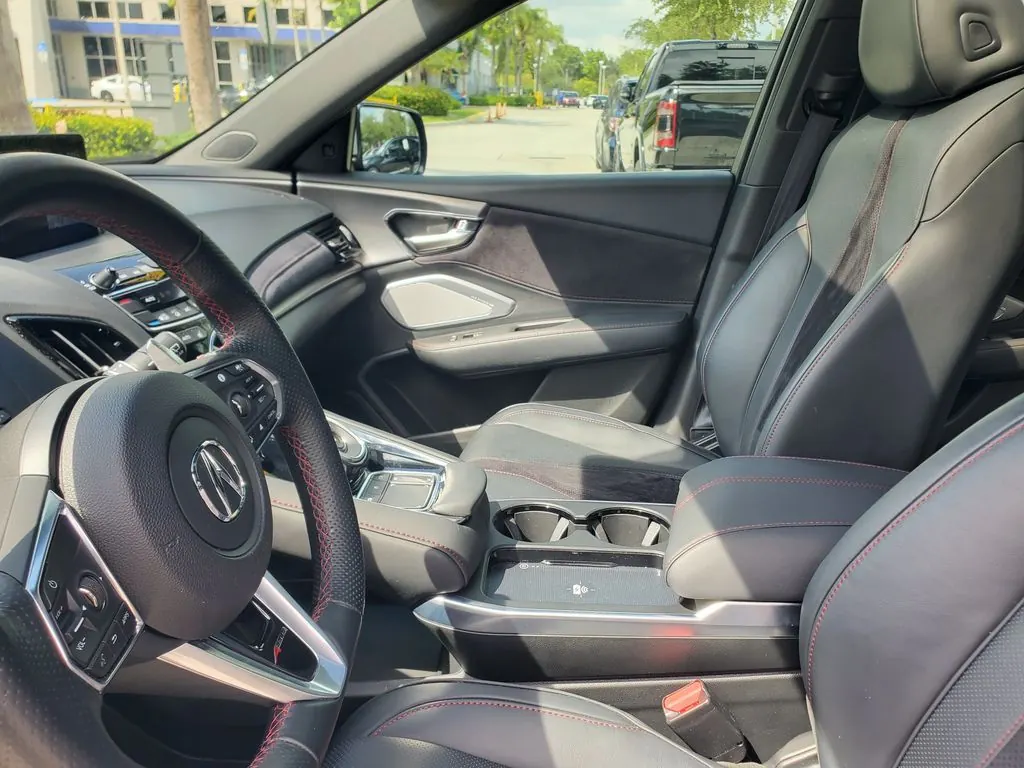 2025 Acura RDX A-Spec SH-AWD - Photo 16