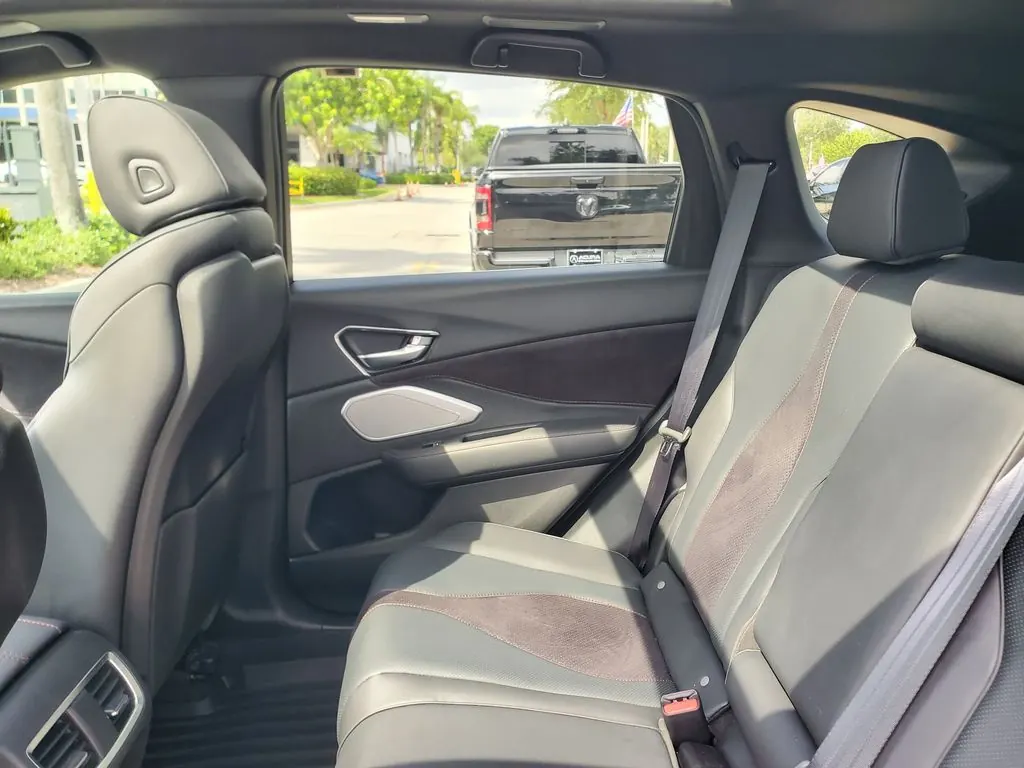 2025 Acura RDX A-Spec SH-AWD - Photo 12