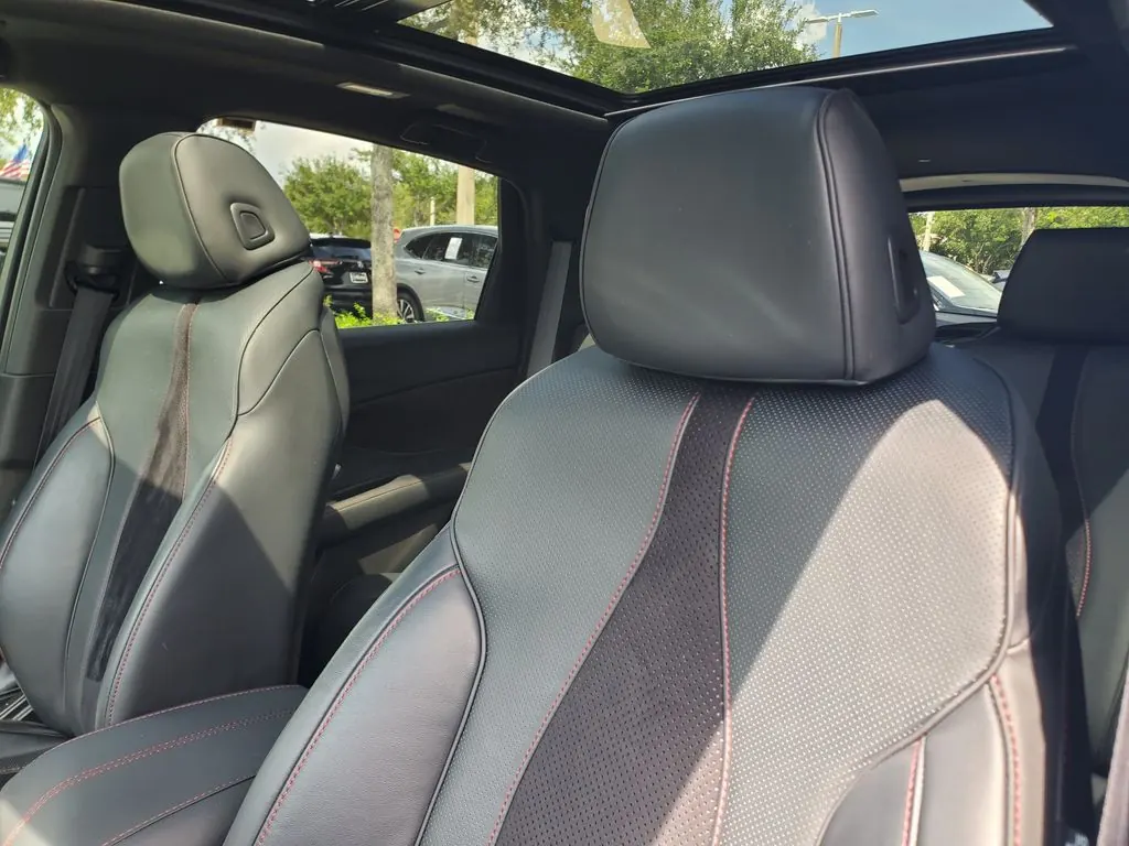 2025 Acura RDX A-Spec SH-AWD - Photo 17