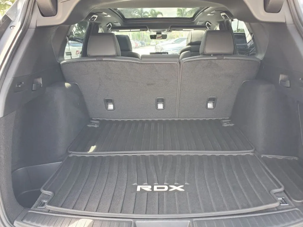 2025 Acura RDX A-Spec SH-AWD - Photo 8