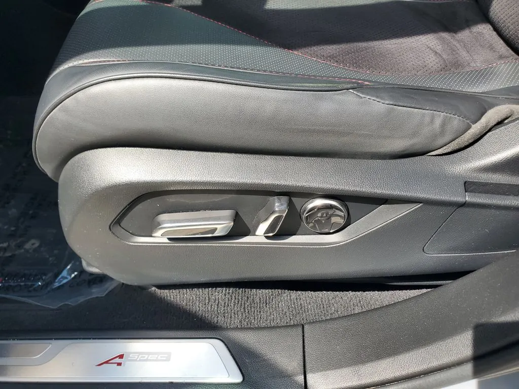 2025 Acura RDX A-Spec SH-AWD - Photo 19