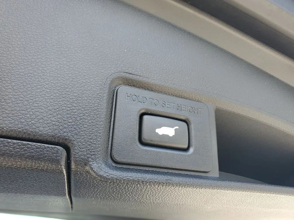 2025 Acura RDX A-Spec SH-AWD - Photo 9