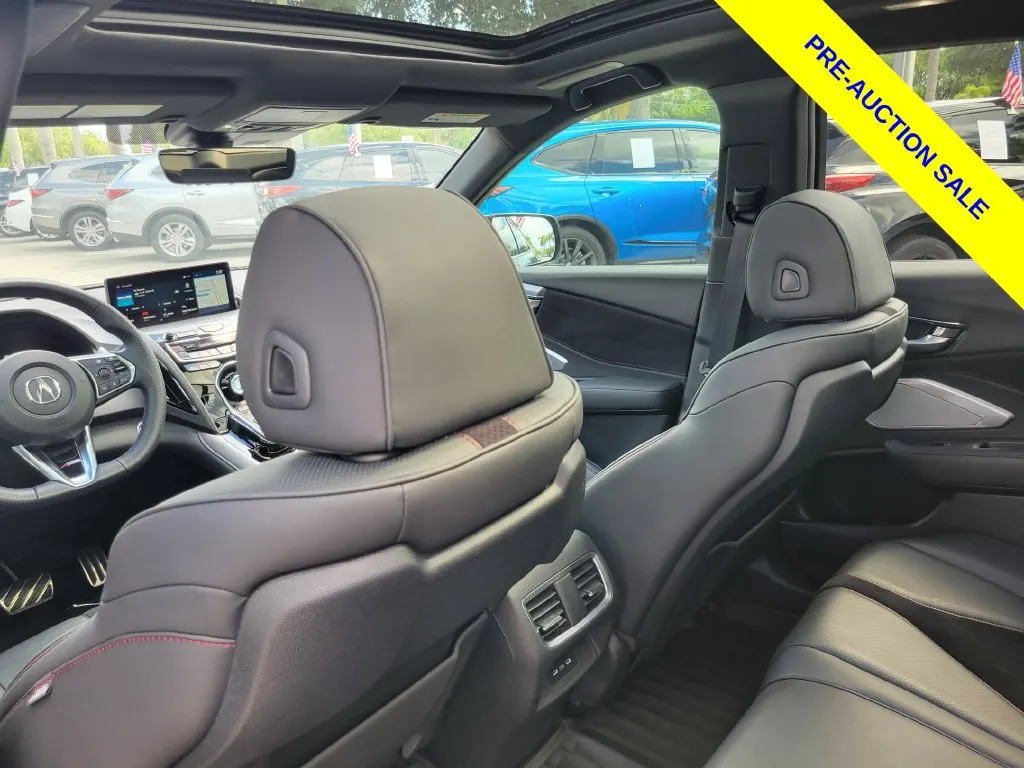 2025 Acura RDX A-Spec SH-AWD - Photo 11