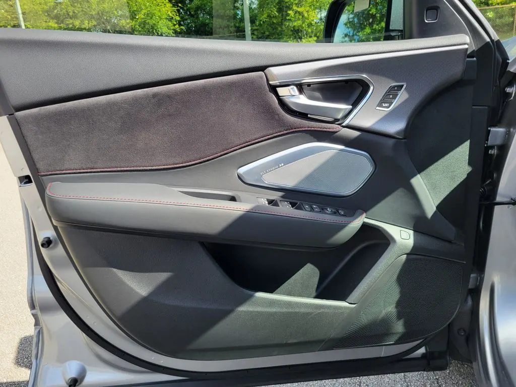 2026 Acura RDX A-Spec SH-AWD - Photo 9