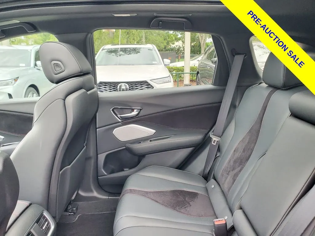 2025 Acura RDX A-Spec SH-AWD - Photo 12