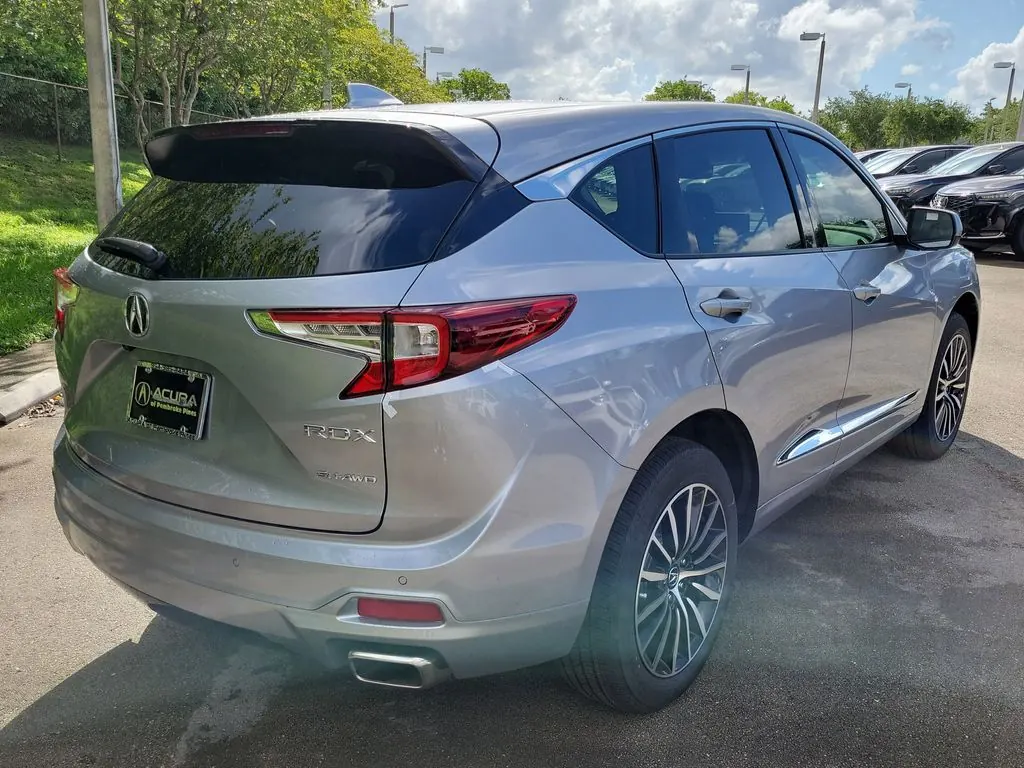2026 Acura RDX SH-AWD Advance Package - Photo 7