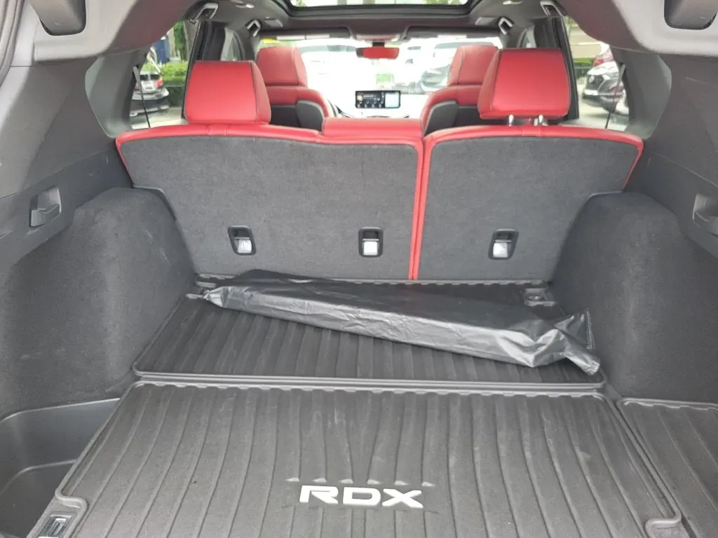2025 Acura RDX A-Spec SH-AWD Advance Package - Photo 8