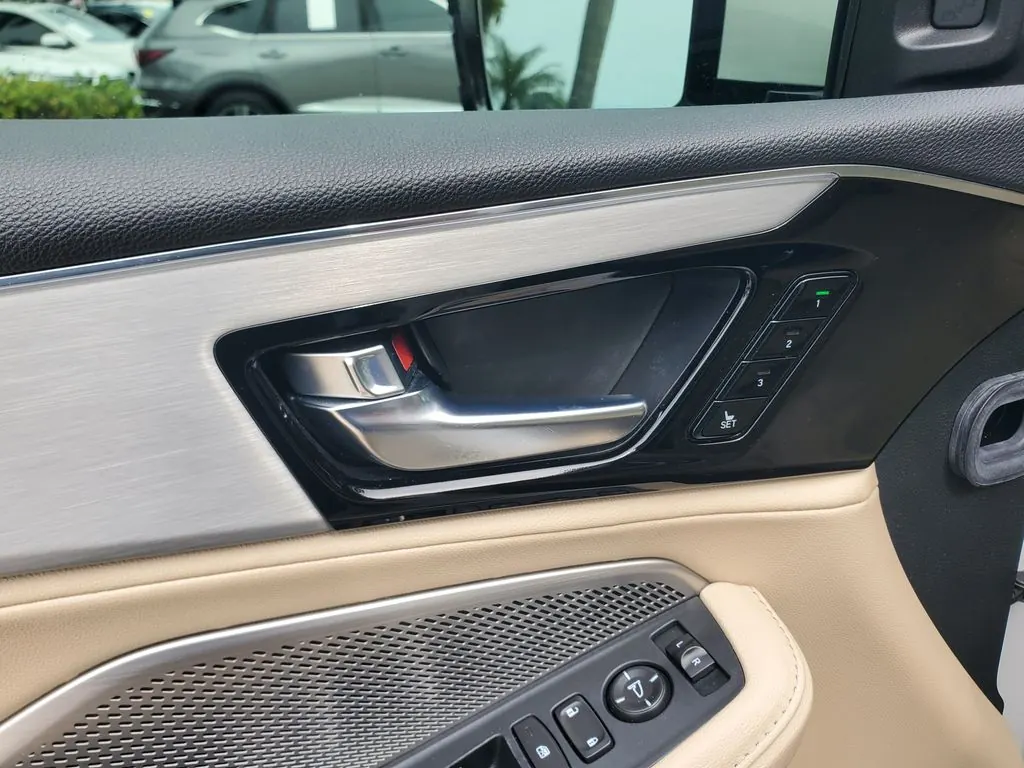2024 Acura MDX Base - Photo 23