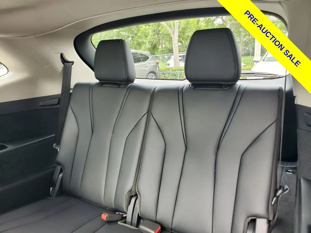 2025 Acura MDX Base - Photo 13