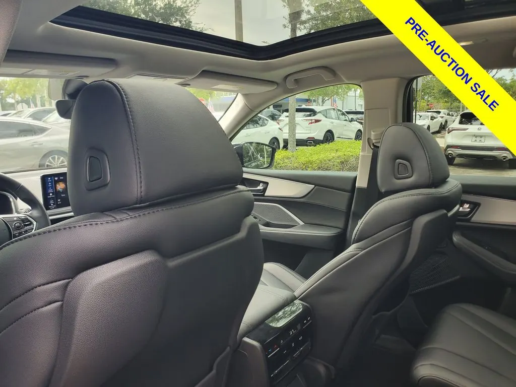 2025 Acura MDX Base - Photo 11