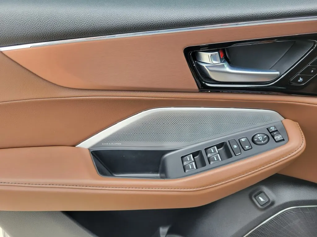 2025 Acura MDX Technology Package - Photo 20