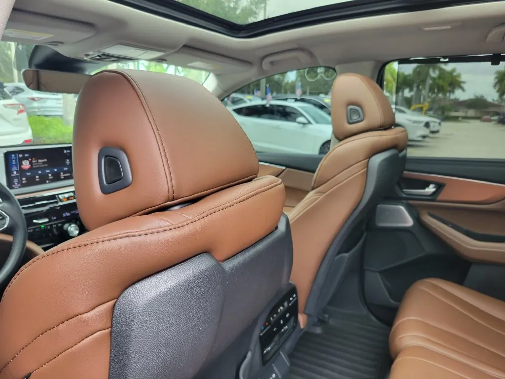 2025 Acura MDX Technology Package - Photo 11