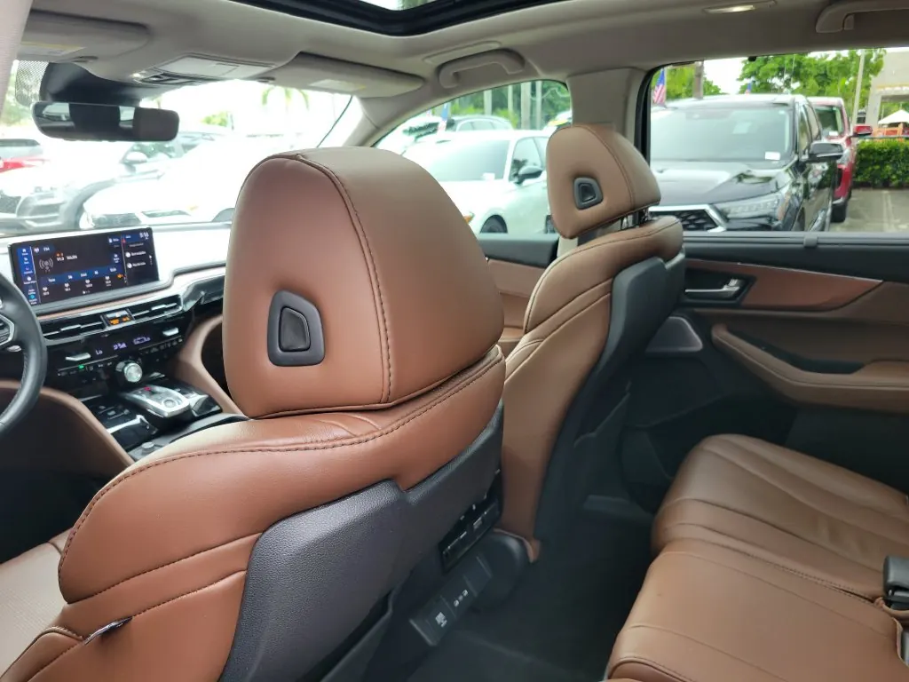 2025 Acura MDX Technology Package - Photo 11