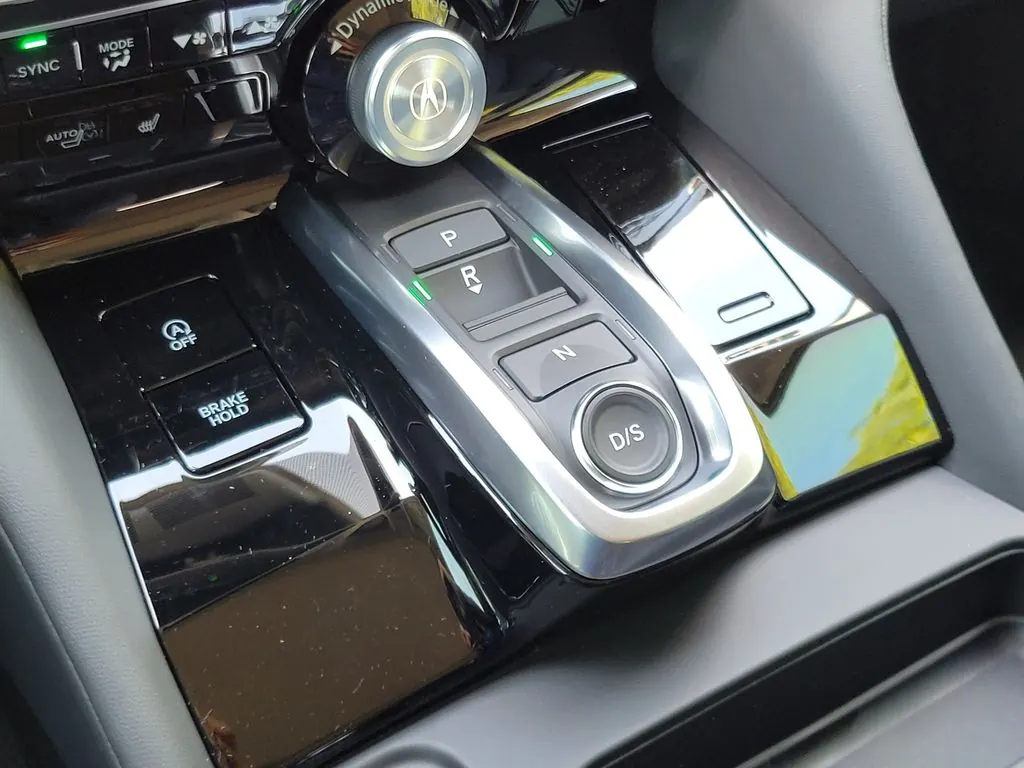 2026 Acura MDX Technology Package - Photo 17