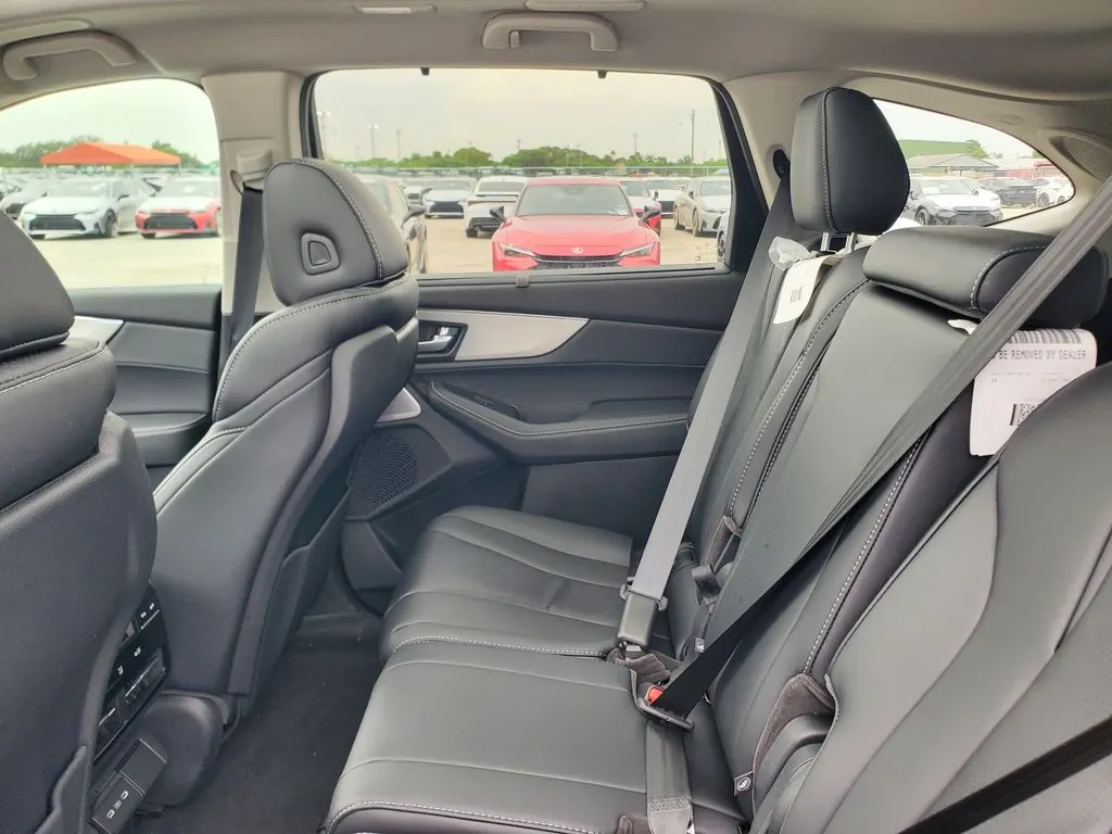 2026 Acura MDX Technology Package - Photo 7