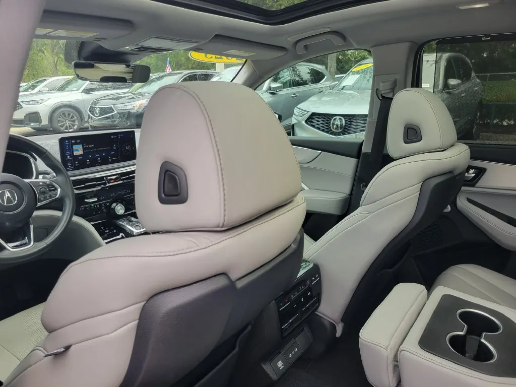 2025 Acura MDX Technology Package - Photo 10
