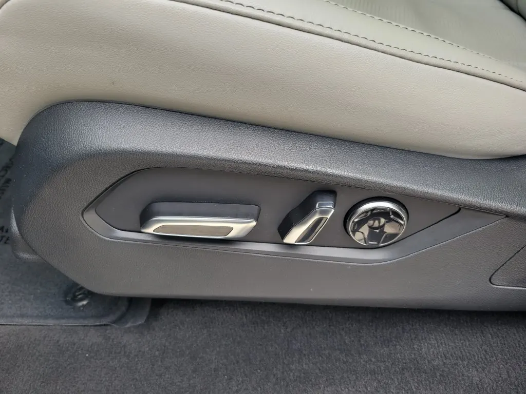 2025 Acura MDX Technology Package - Photo 19