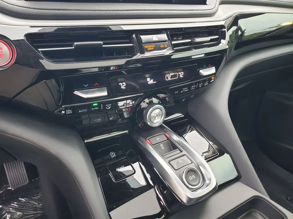 2026 Acura MDX Technology Package - Photo 15