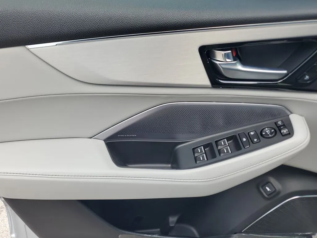 2026 Acura MDX Technology Package - Photo 12