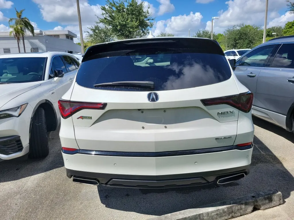 2024 Acura MDX A-Spec SH-AWD - Photo 6