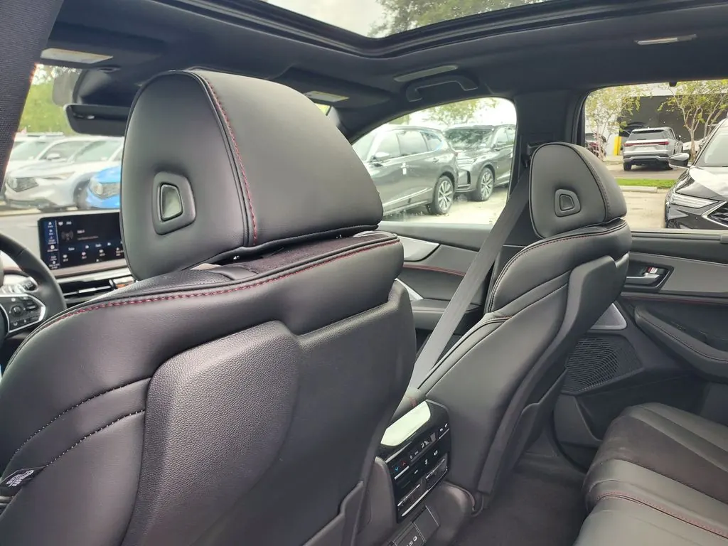 2026 Acura MDX A-Spec SH-AWD - Photo 6