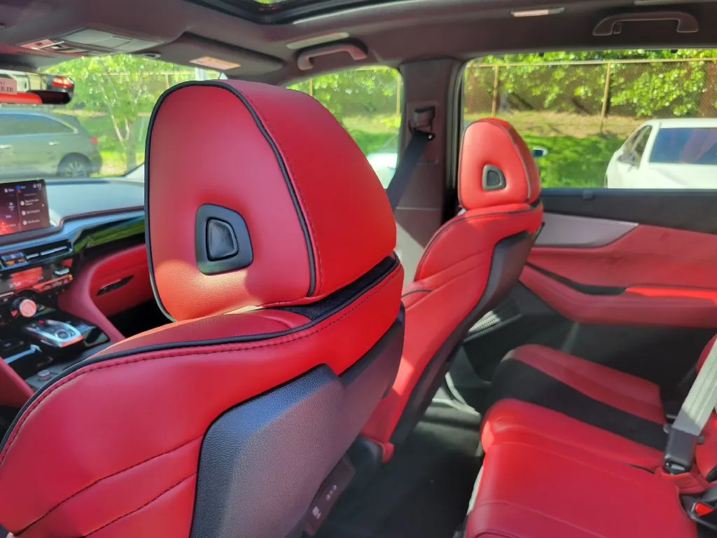 2026 Acura MDX A-Spec SH-AWD - Photo 6