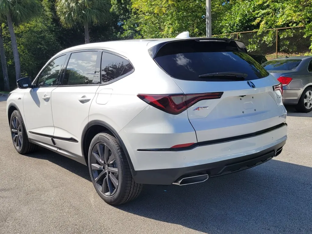 2026 Acura MDX A-Spec SH-AWD - Photo 4