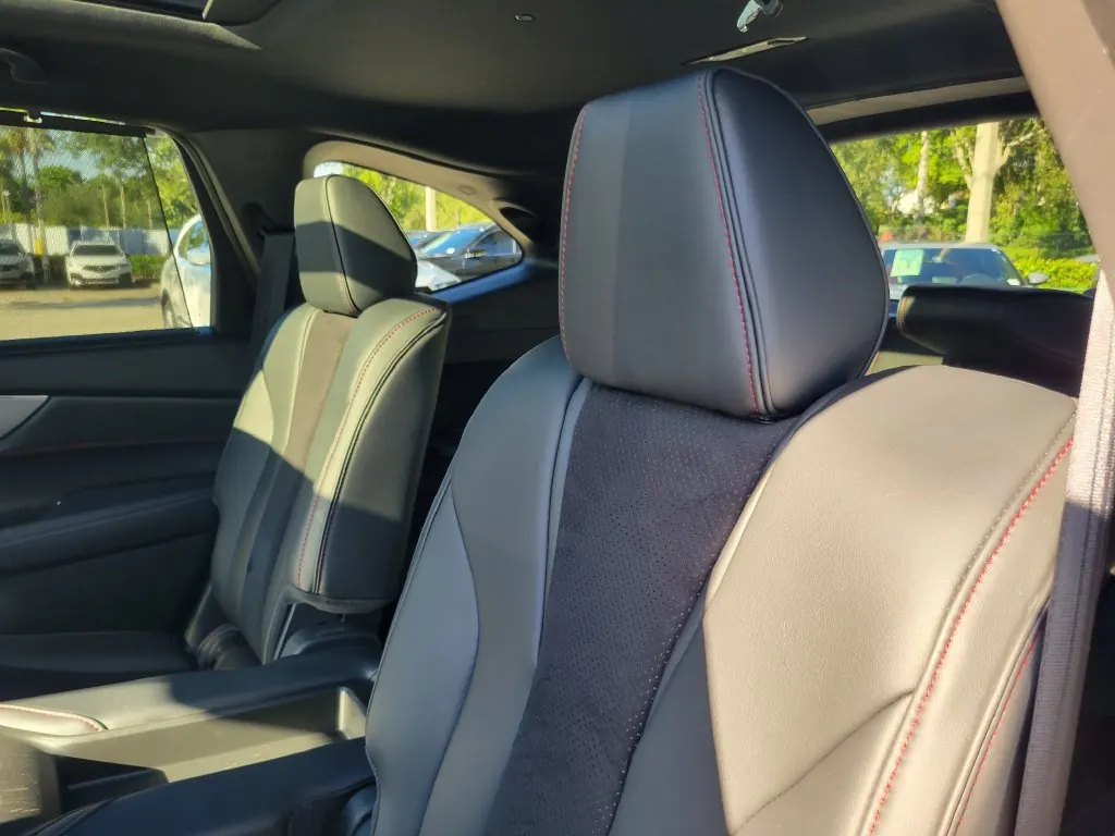 2023 Acura MDX A-Spec SH-AWD - Photo 13