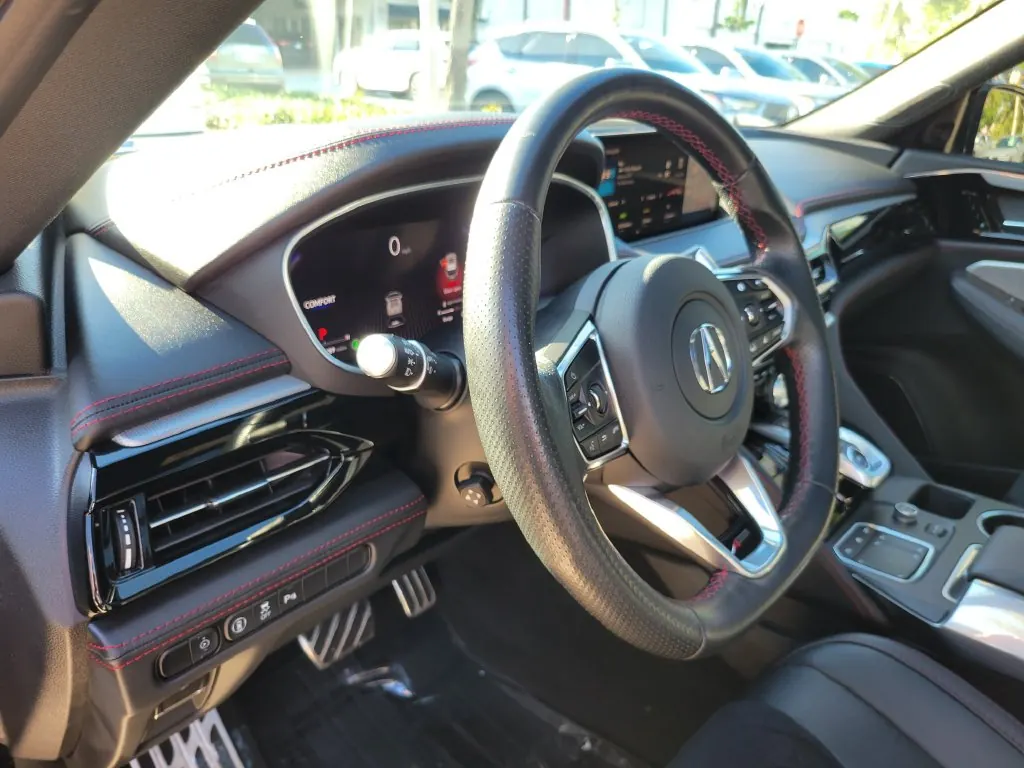 2023 Acura MDX A-Spec SH-AWD - Photo 16