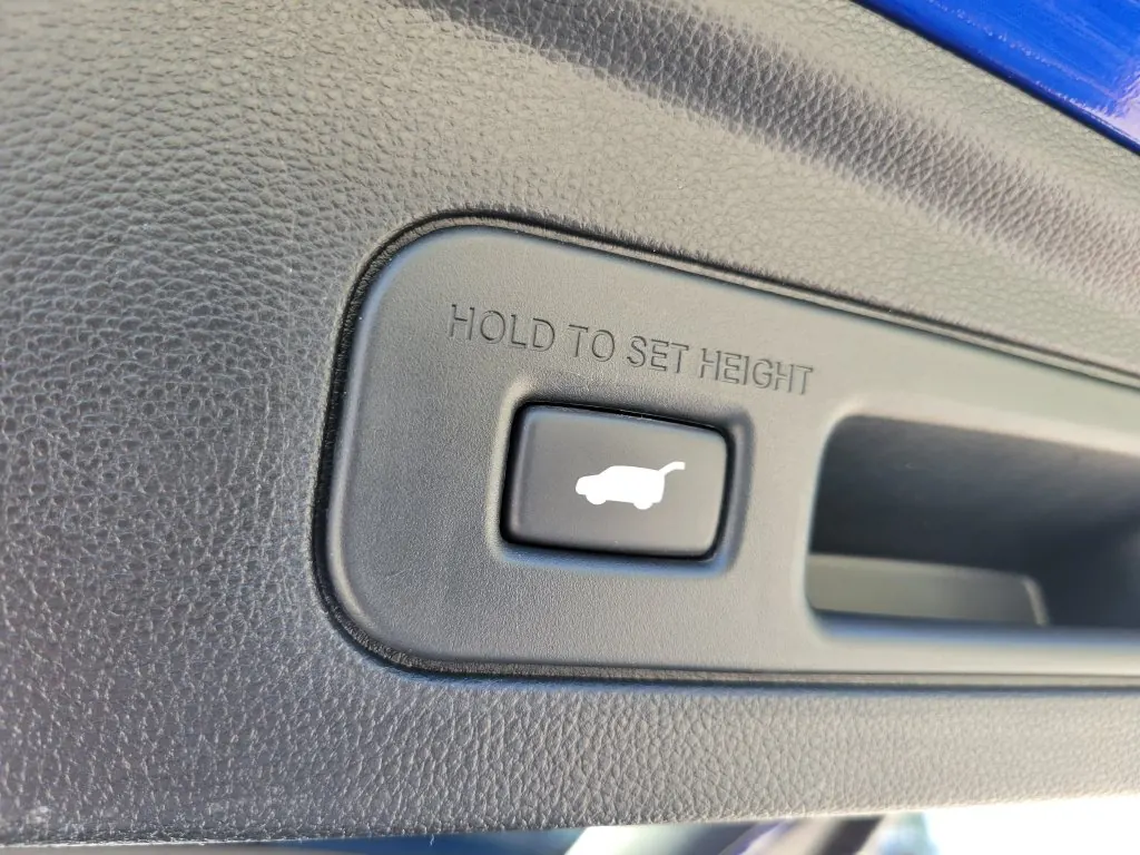 2023 Acura MDX A-Spec SH-AWD - Photo 9