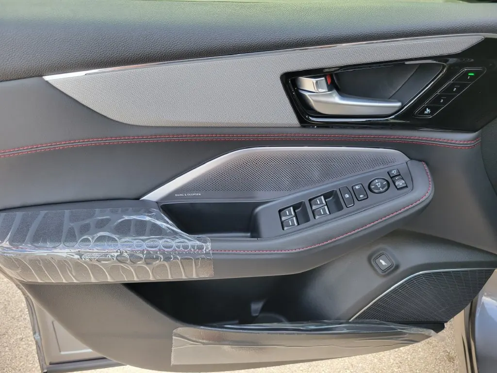 2026 Acura MDX A-Spec SH-AWD - Photo 12