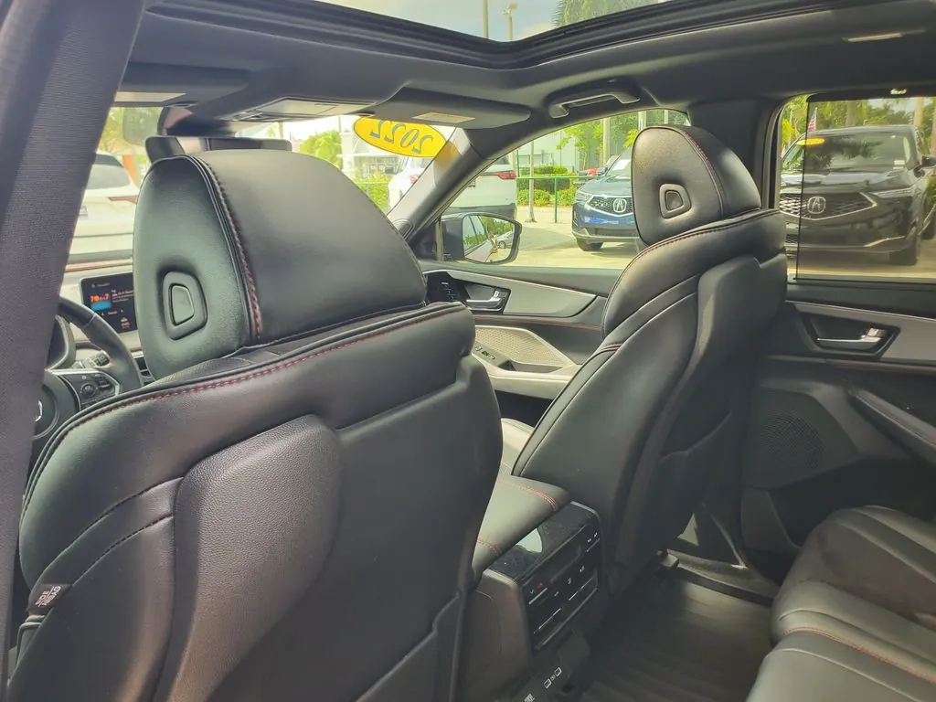 2022 Acura MDX A-Spec SH-AWD - Photo 11