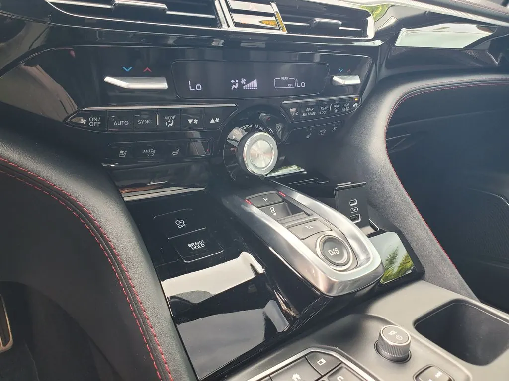 2022 Acura MDX A-Spec SH-AWD - Photo 33