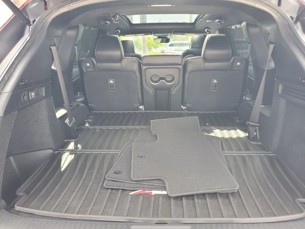 2022 Acura MDX A-Spec SH-AWD - Photo 8