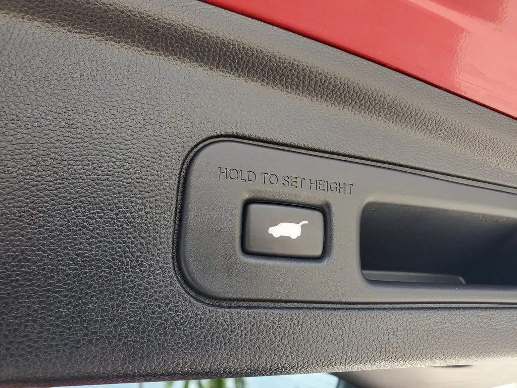 2022 Acura MDX A-Spec SH-AWD - Photo 9