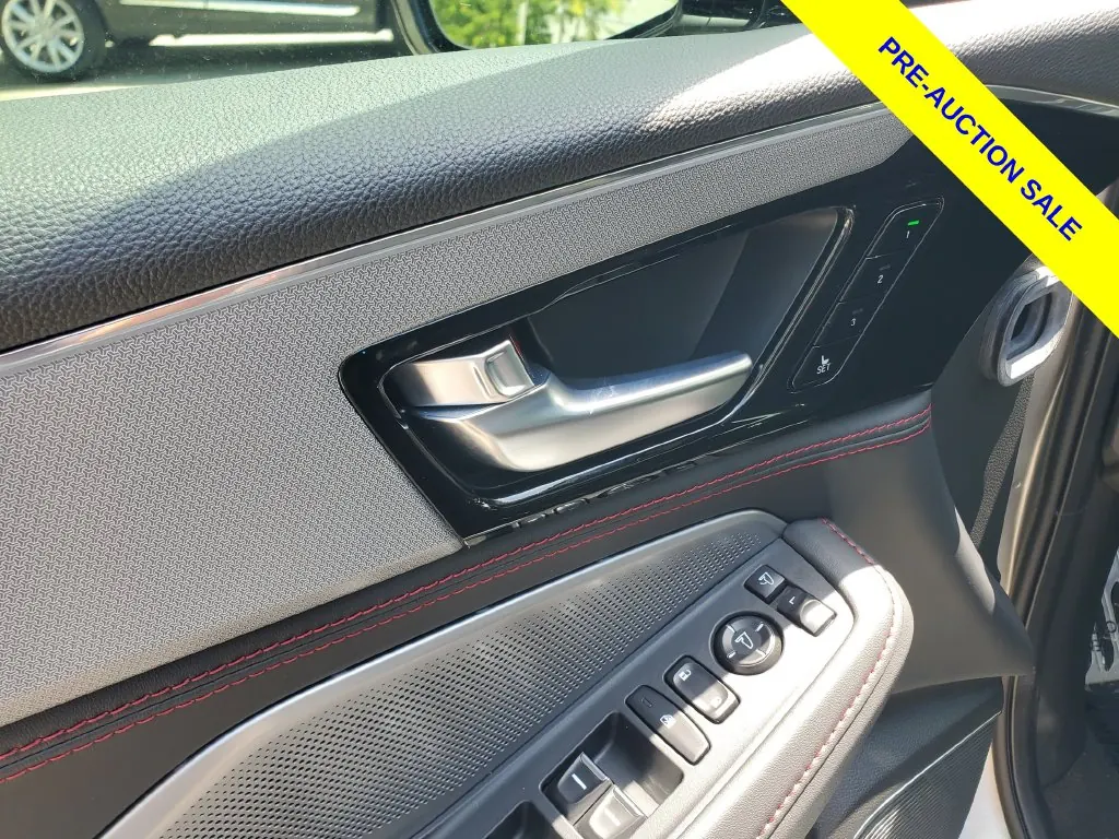 2025 Acura MDX A-Spec SH-AWD - Photo 19