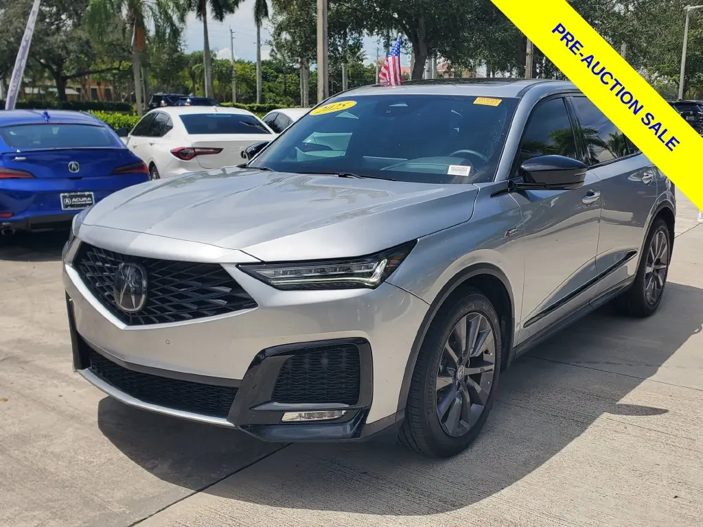2025 Acura MDX A-Spec SH-AWD - Photo 3