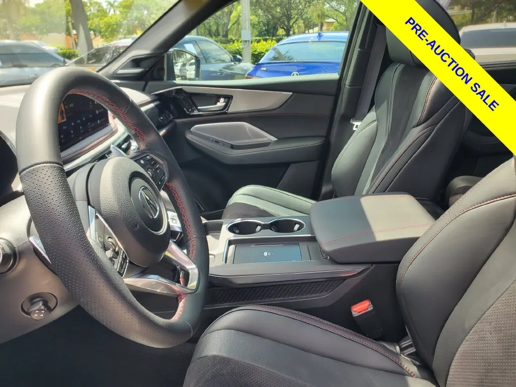 2025 Acura MDX A-Spec SH-AWD - Photo 13