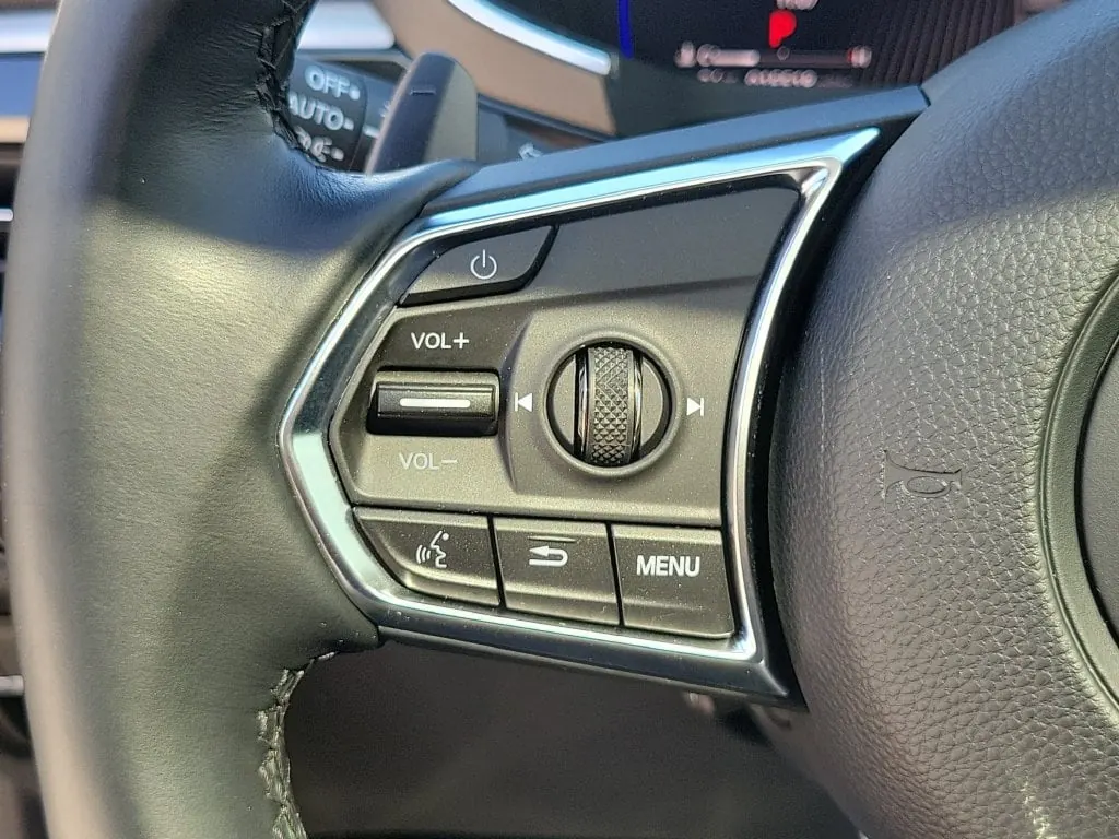 2025 Acura MDX SH-AWD - Photo 29