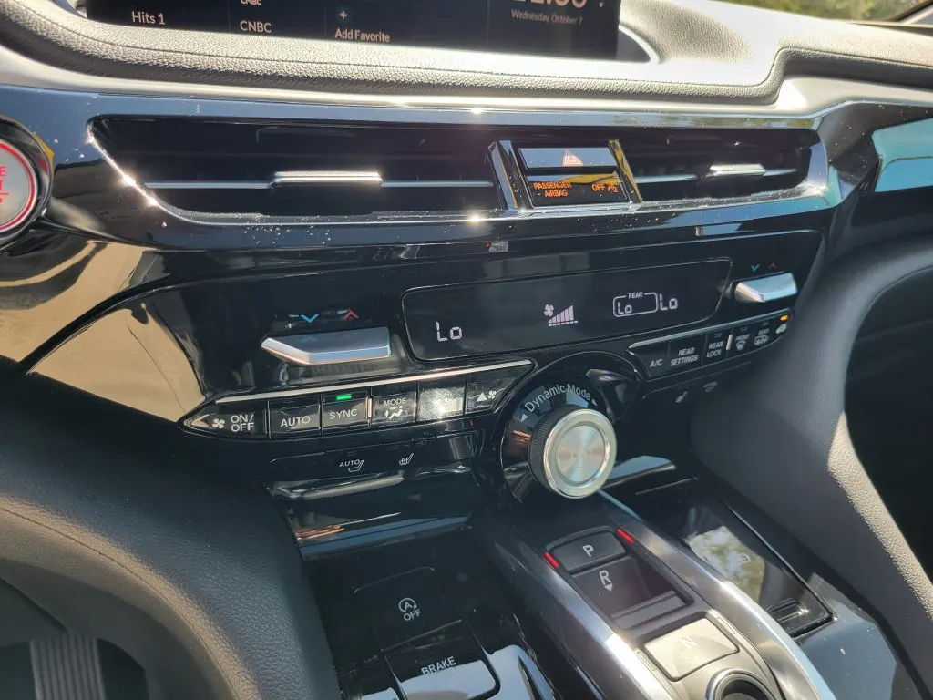 2024 Acura MDX SH-AWD - Photo 26