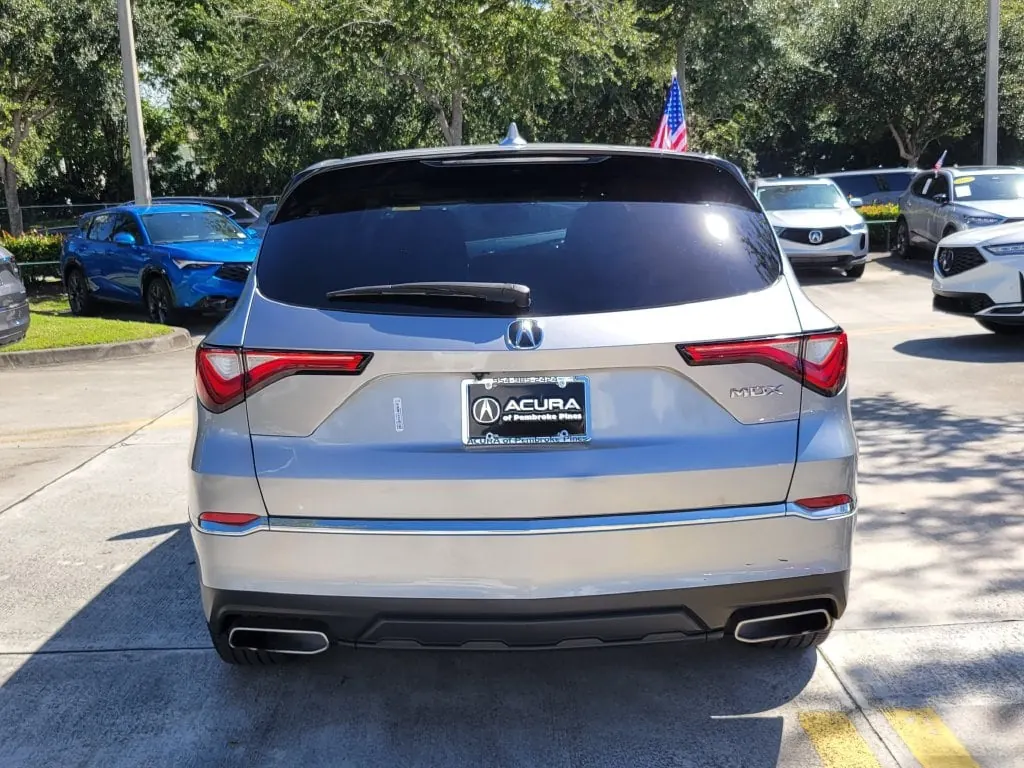 2024 Acura MDX SH-AWD - Photo 6