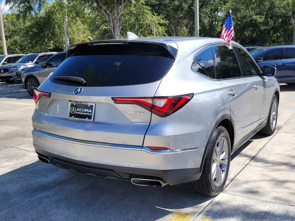 2024 Acura MDX SH-AWD - Photo 7