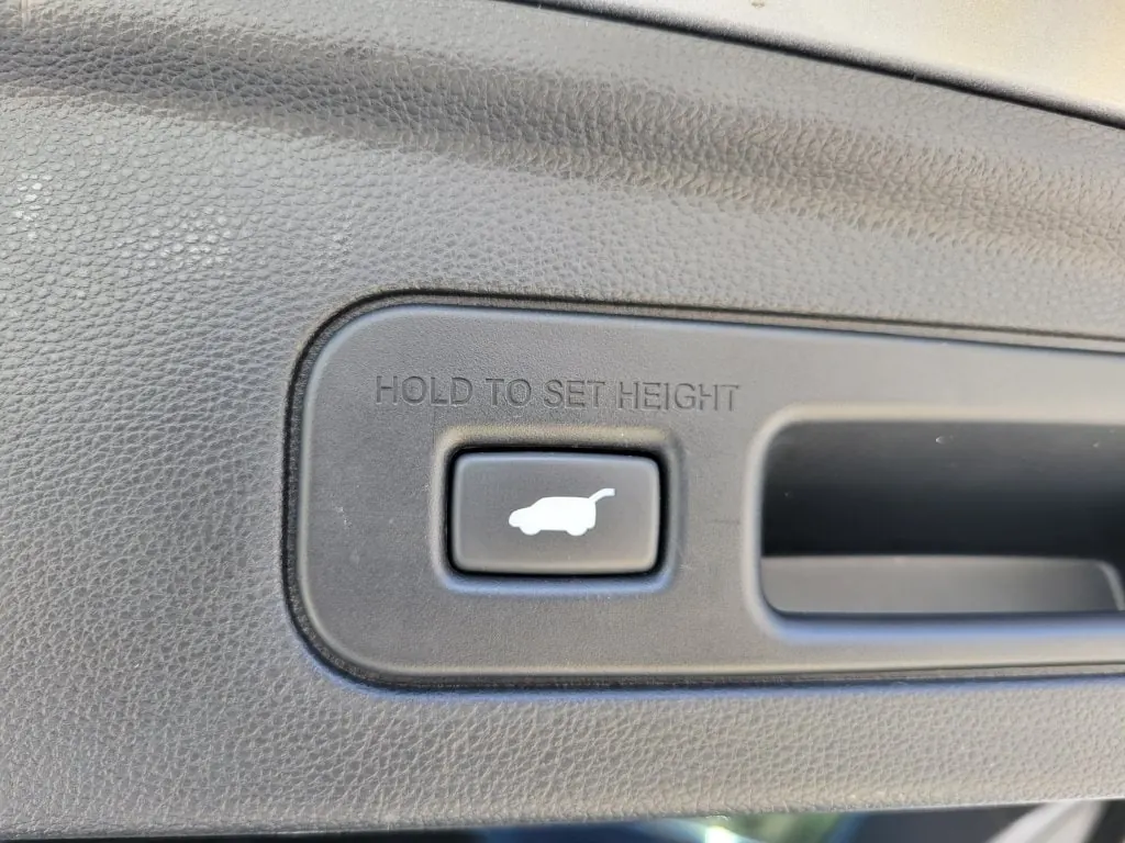 2024 Acura MDX SH-AWD - Photo 8