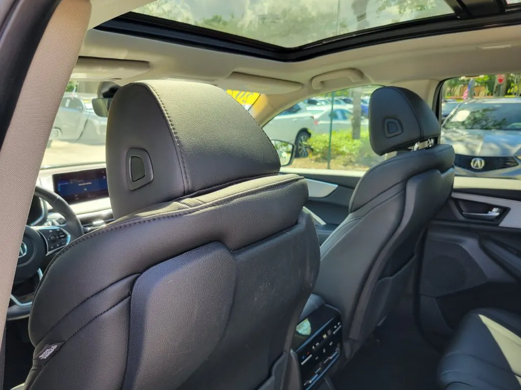 2024 Acura MDX SH-AWD - Photo 9