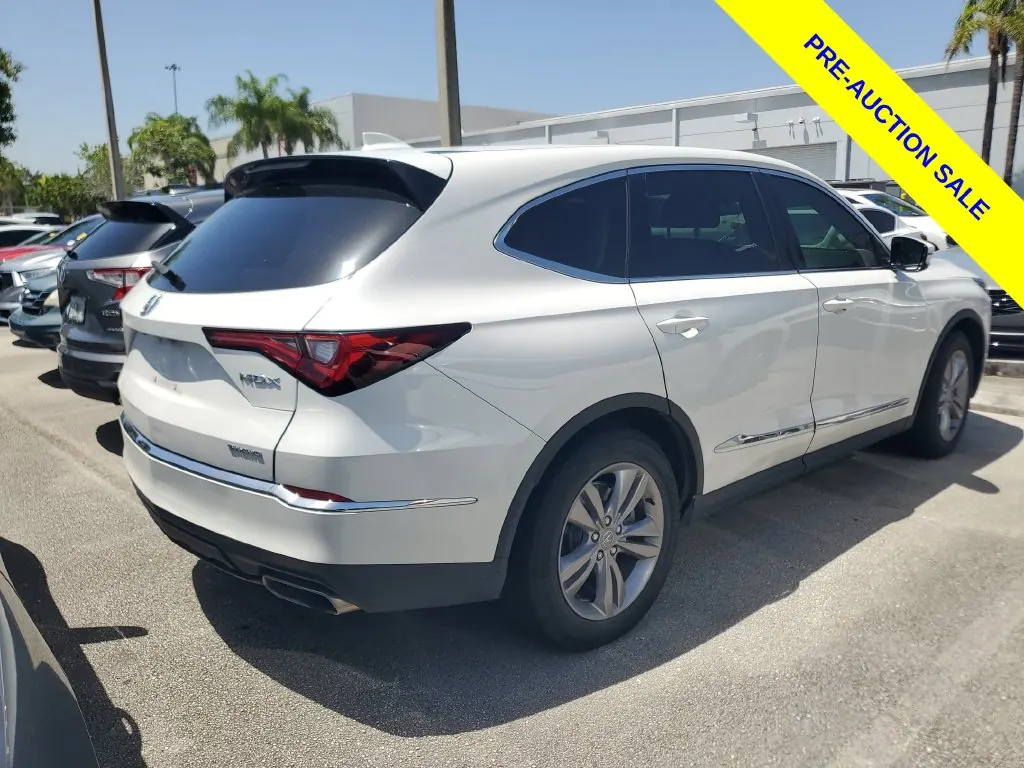 2024 Acura MDX SH-AWD - Photo 8