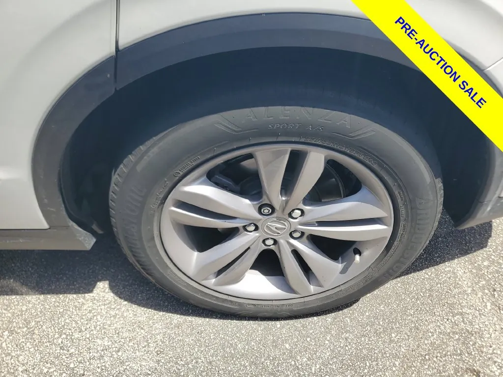 2024 Acura MDX SH-AWD - Photo 6
