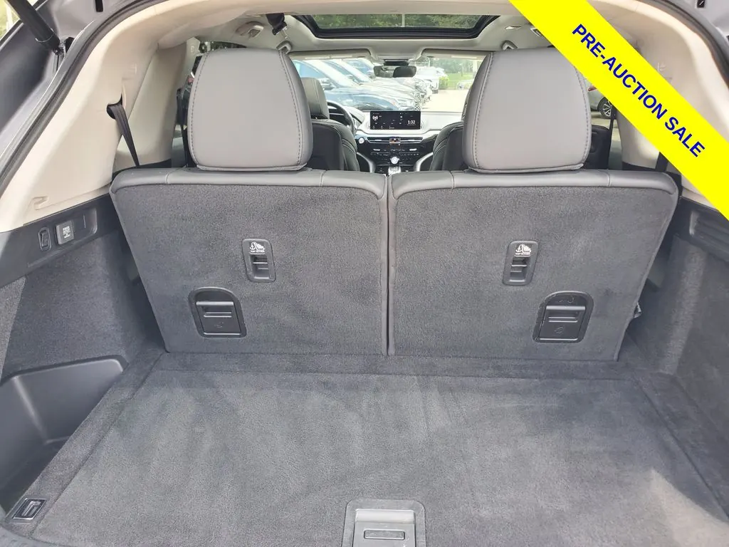2024 Acura MDX SH-AWD - Photo 8