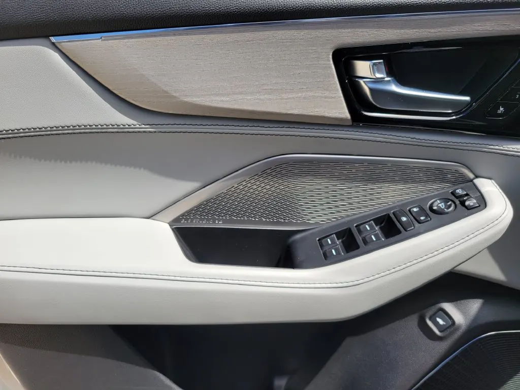 2024 Acura MDX SH-AWD Advance Package - Photo 18