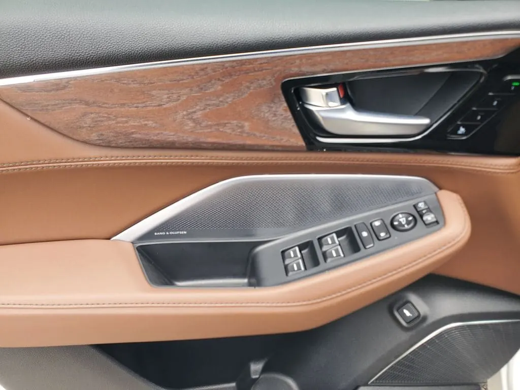 2026 Acura MDX SH-AWD Advance Package - Photo 12