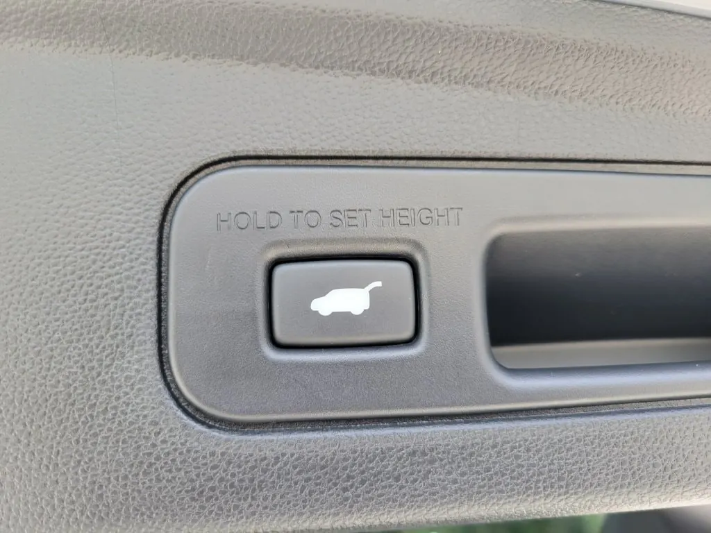 2025 Acura MDX A-Spec SH-AWD Advance Package - Photo 9